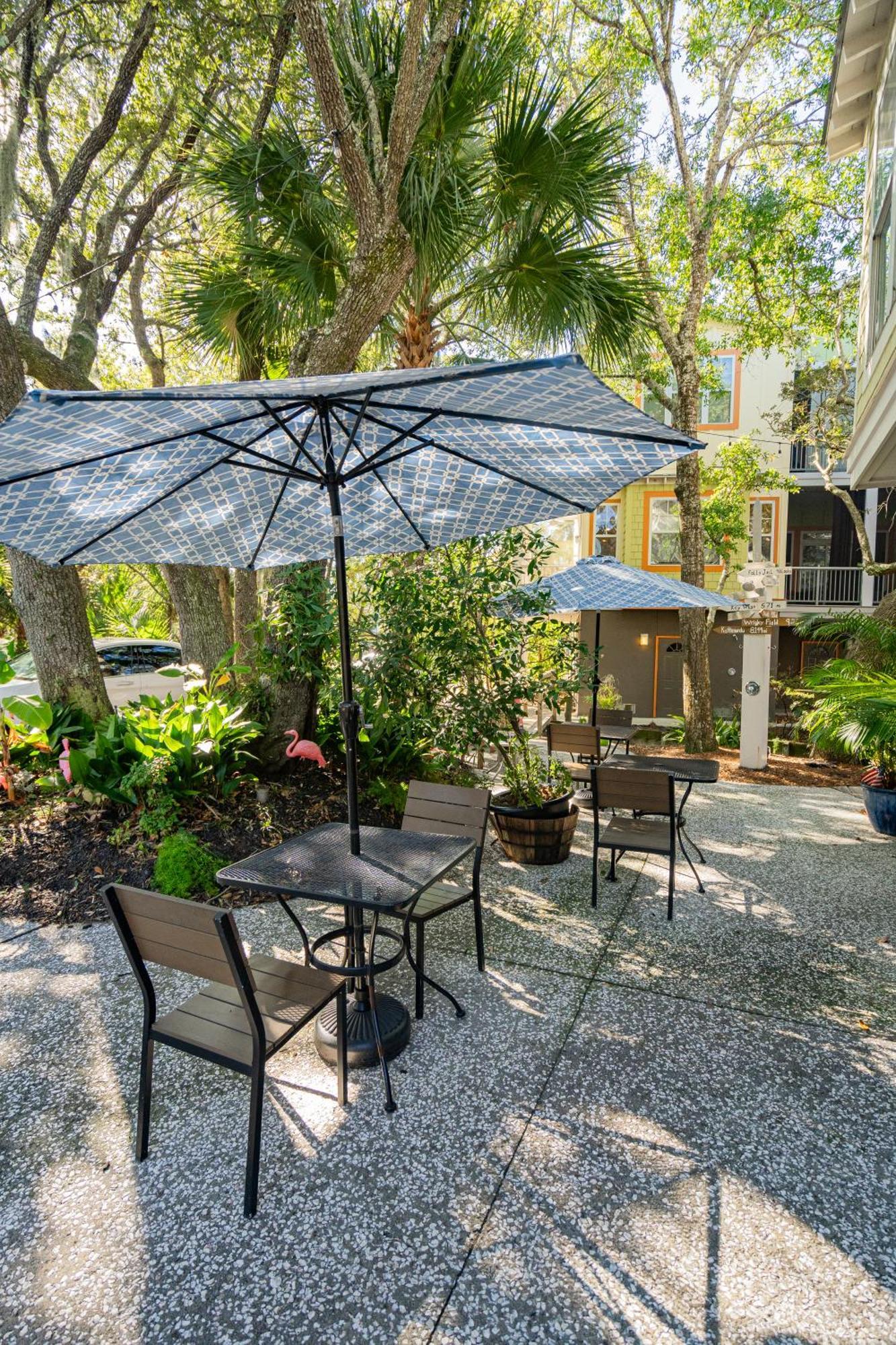 Water'S Edge Inn - Adults Only Folly Beach Buitenkant foto